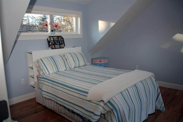 173 Sandy Beach Road Plymouth, MA 02360 - Photo 21 of 35 a bedroom with a bed and a window