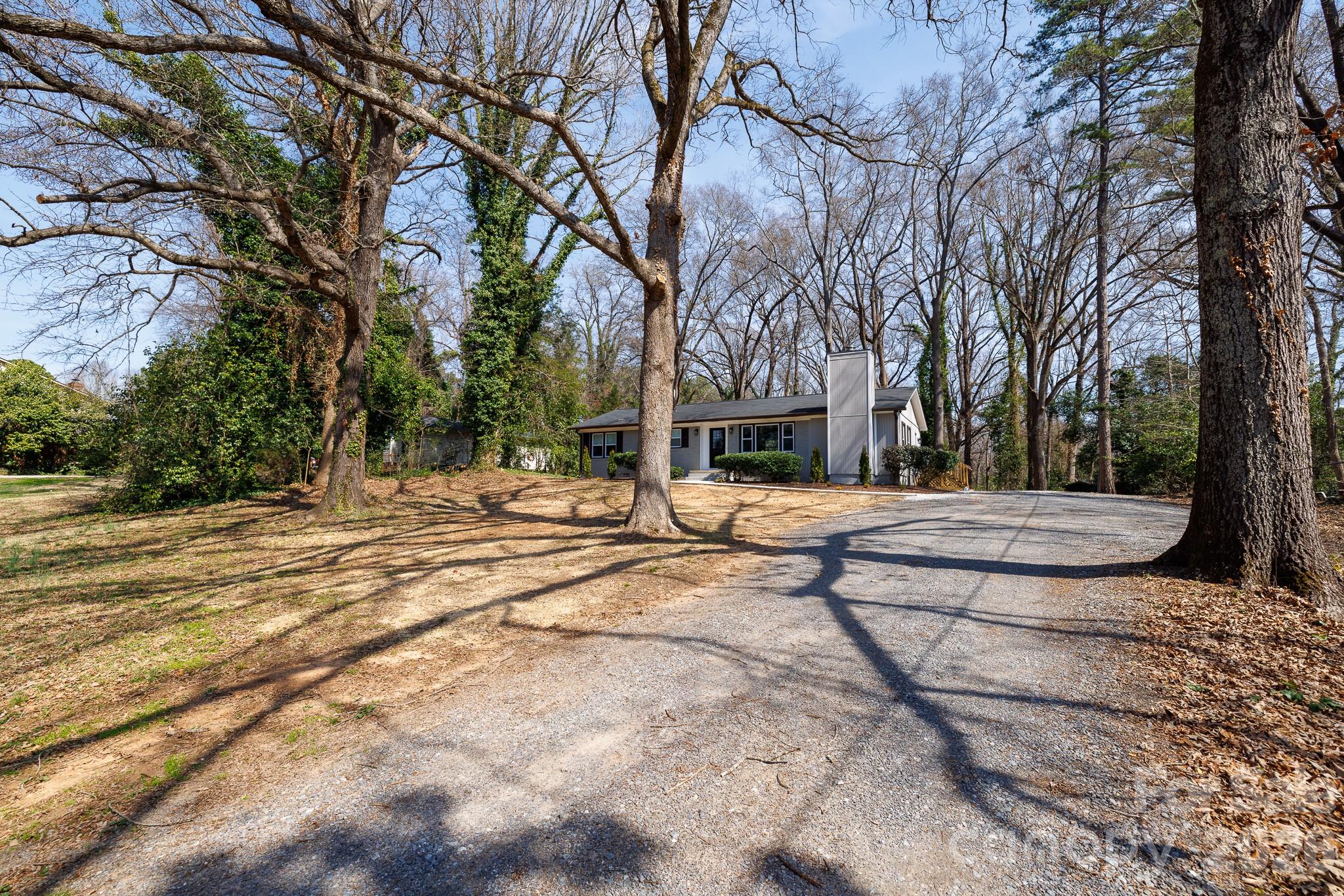 1610 India Hook Road Rock Hill, SC 29732 - Photo 6 of 36