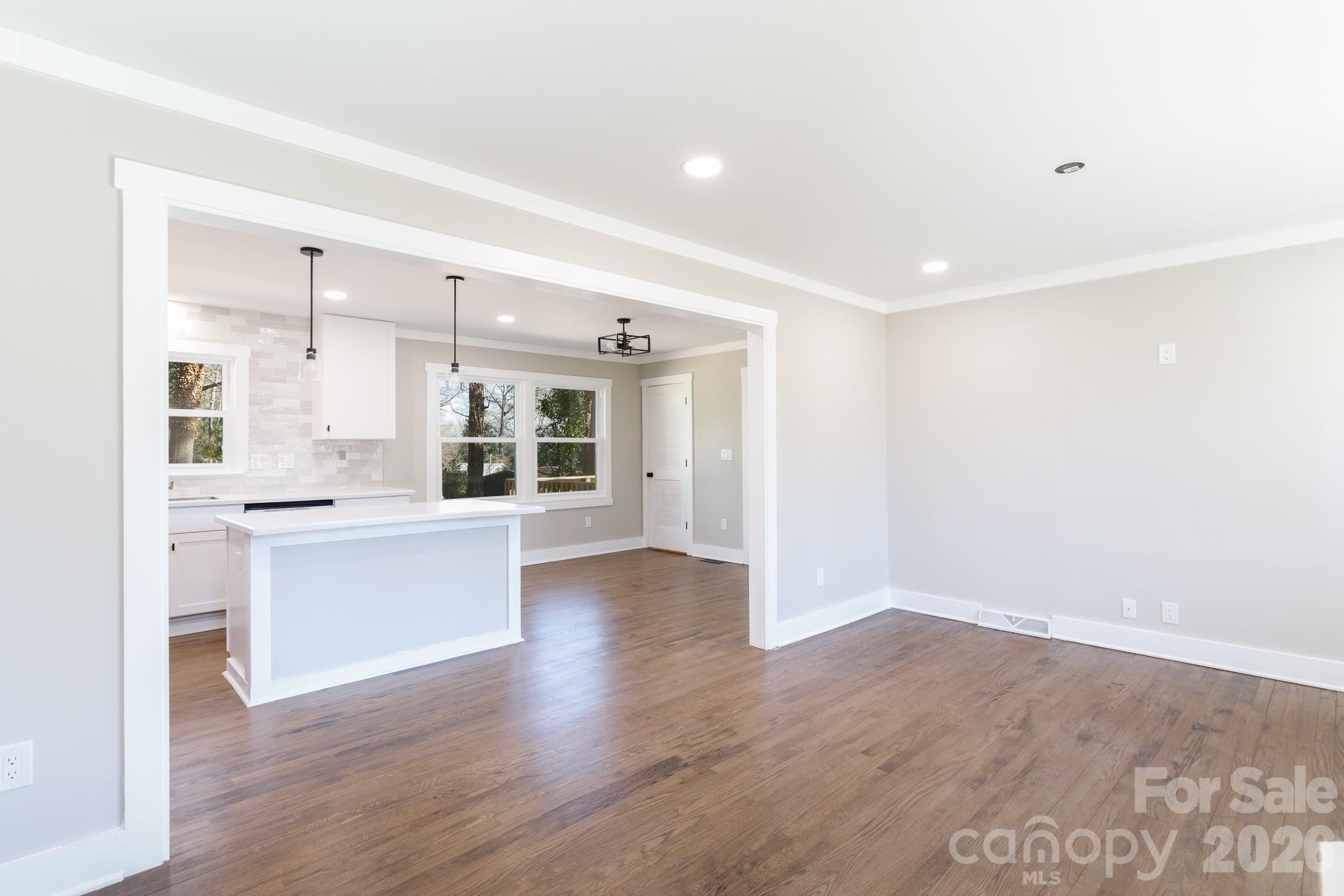 1610 India Hook Road Rock Hill, SC 29732 - Photo 7 of 36