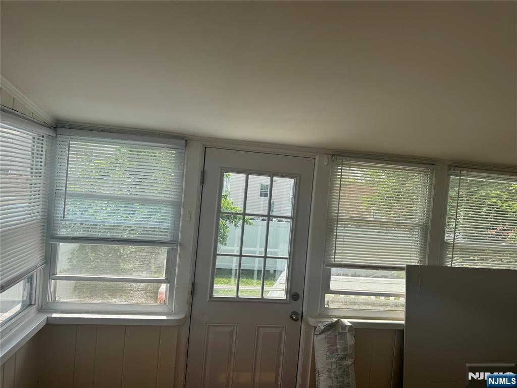 11 Ayer Place Rutherford, NJ 07070 - Photo 8 of 24