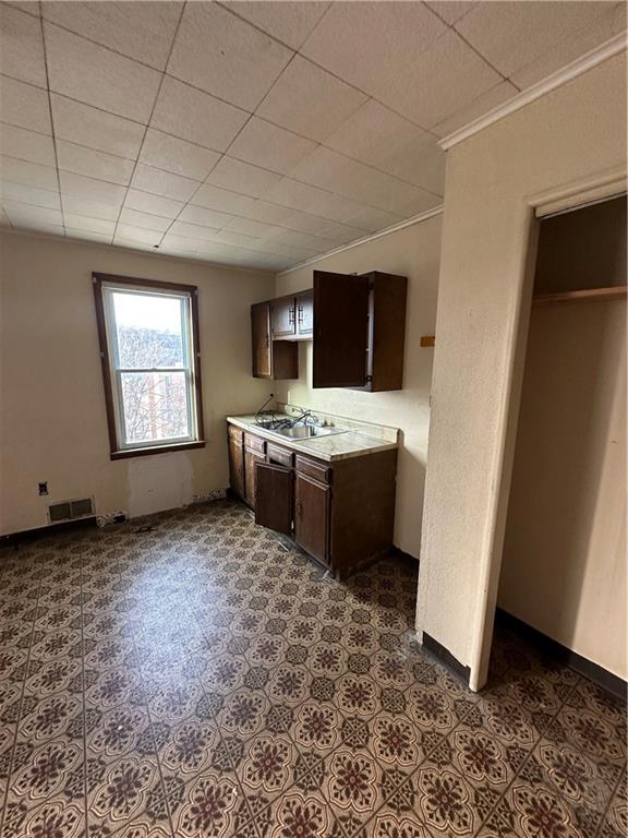 733-735 Mary Street McKees Rocks, PA 15136 - Photo 9 of 50 Gallery Image 9