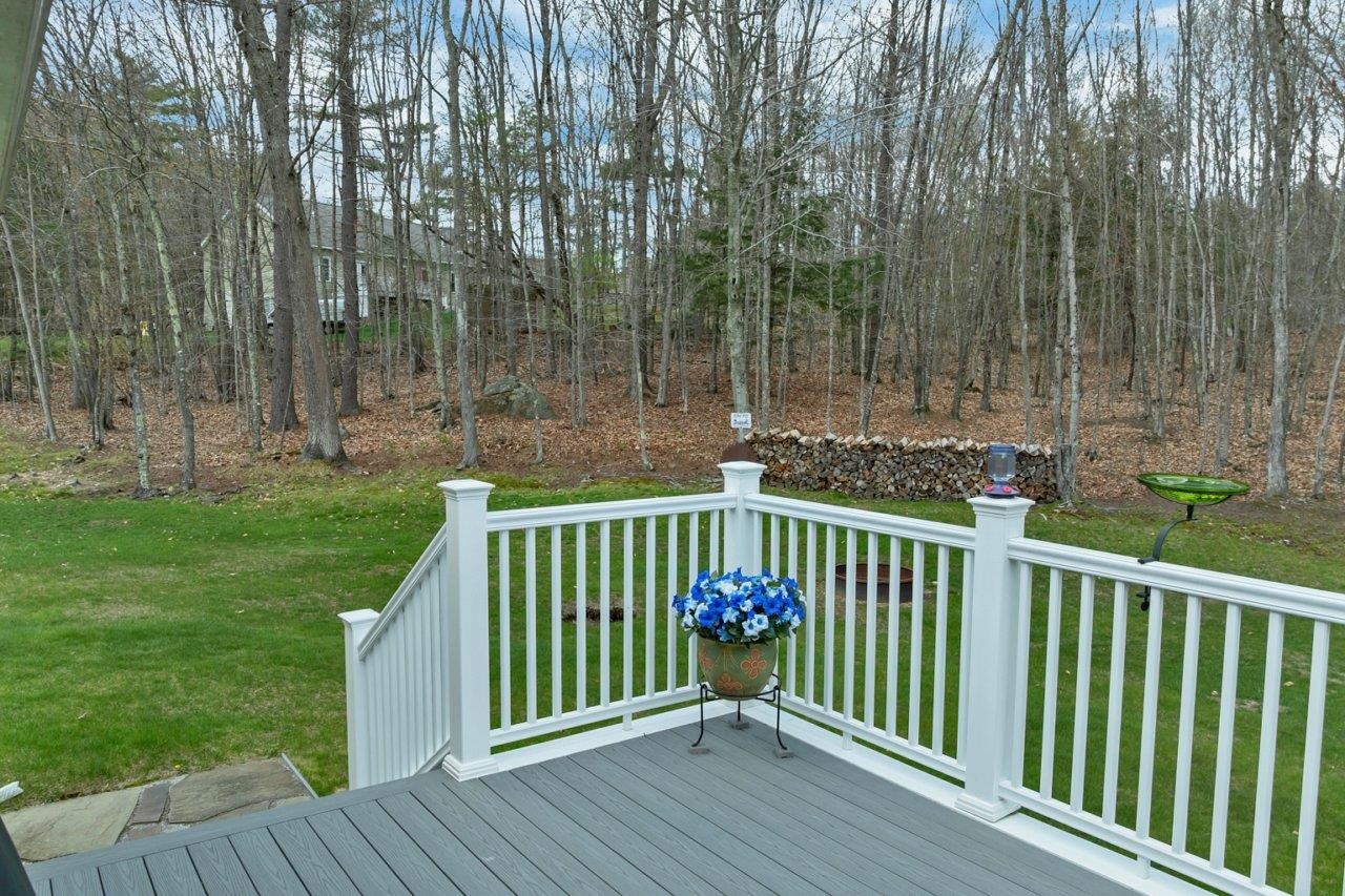 303 Lords Mill Road Epsom, NH 03234 - Photo 11 of 57