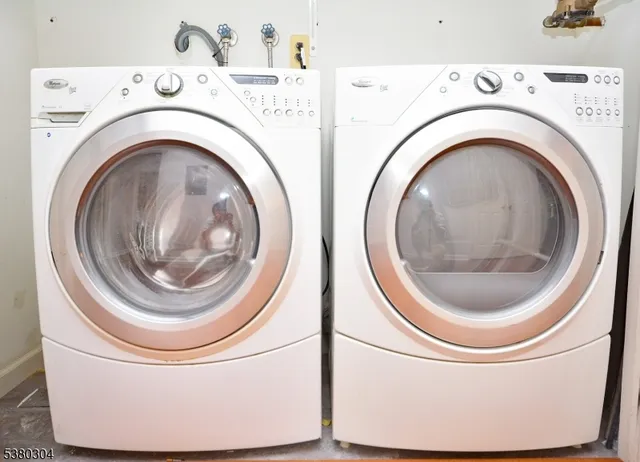 $353,000 | 63 Augusta Drive, Annandale, NJ 08801