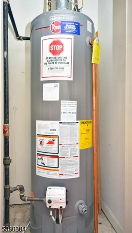 $353,000 | 63 Augusta Drive, Annandale, NJ 08801