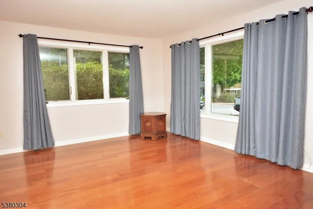 $353,000 | 63 Augusta Drive, Annandale, NJ 08801