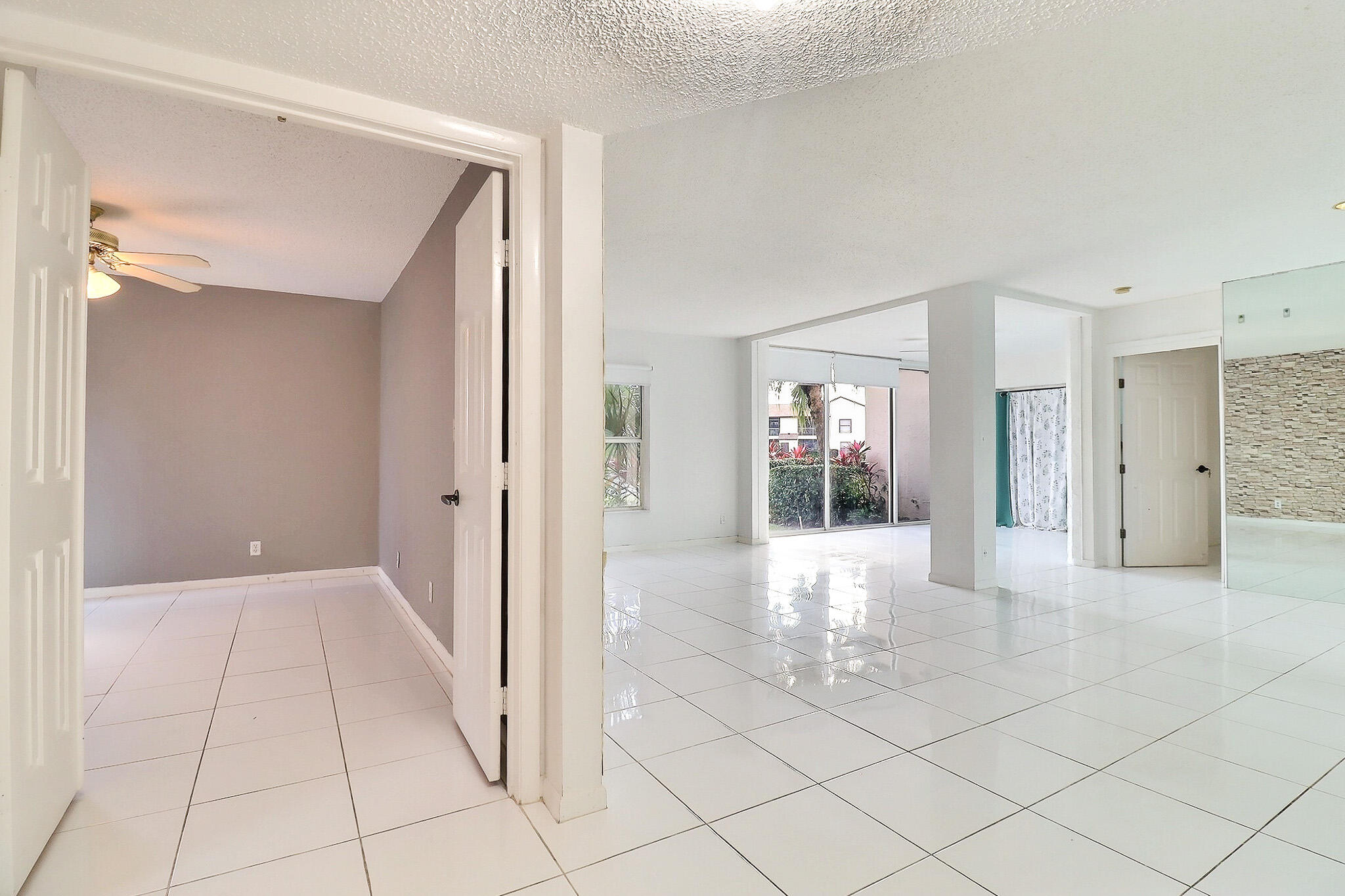 8577 Boca Glades Boulevard West, Unit D Boca Raton, FL 33434 - Photo 43 of 45 Foyer