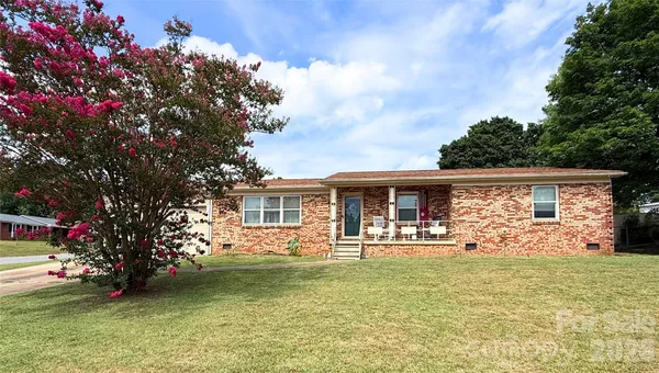 $275,000 | 1206 Wyanoke Avenue, Shelby, NC 28152