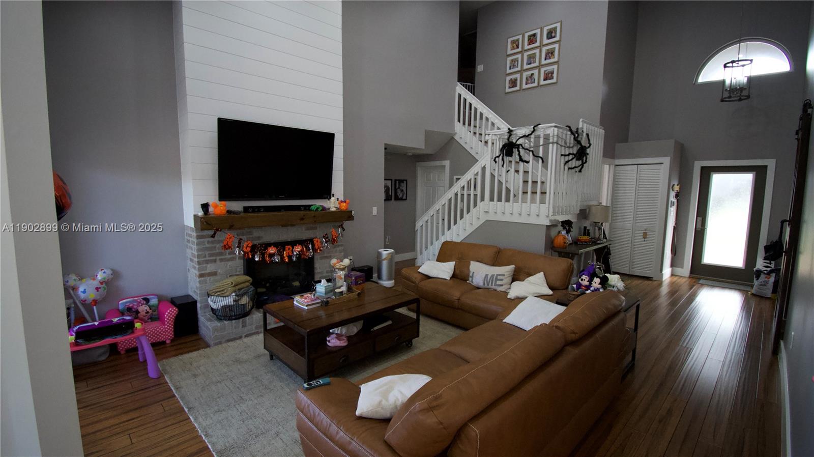 16111 Southwest 79th Terrace Miami, FL 33193 - Photo 3 of 30