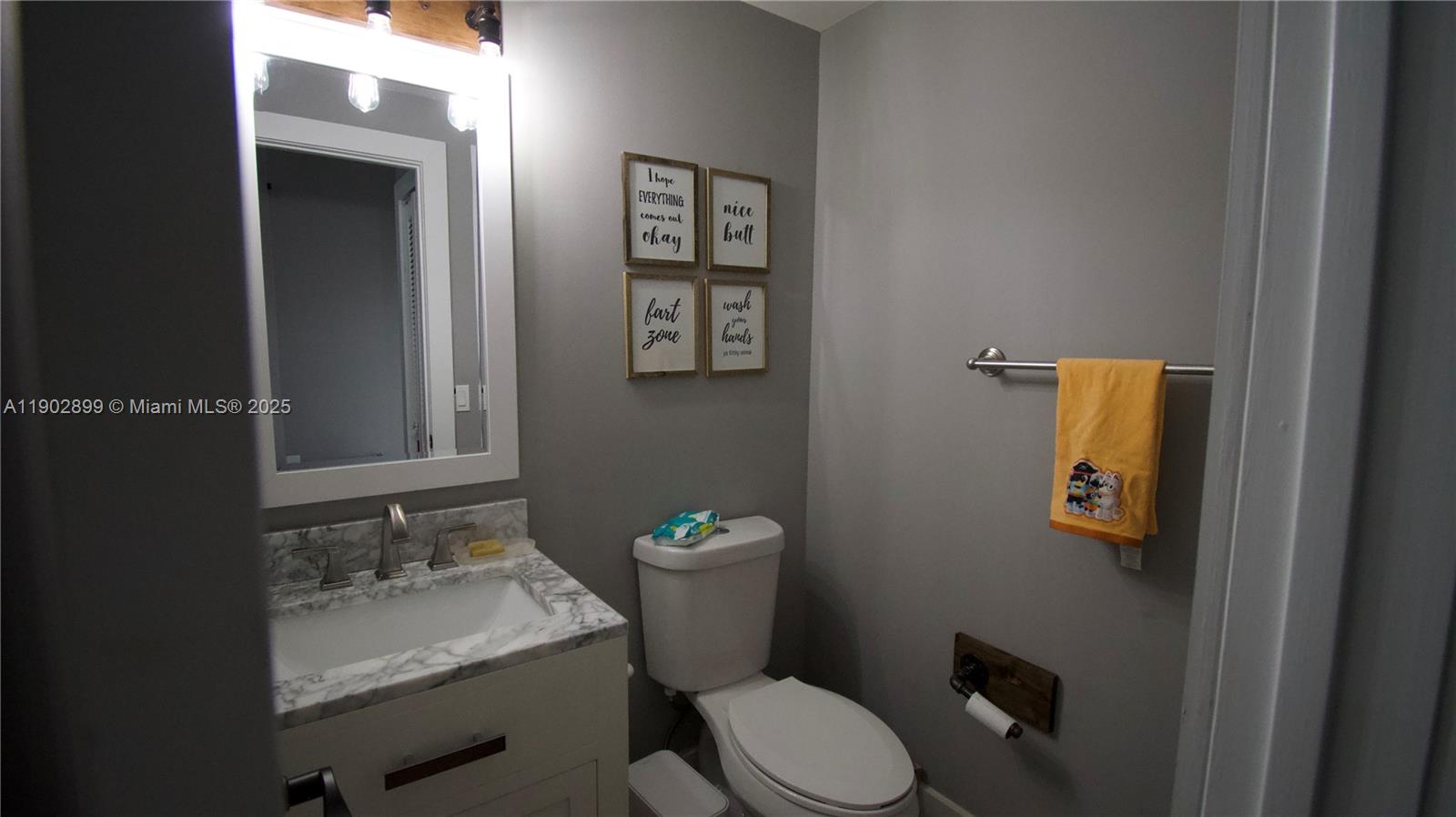 16111 Southwest 79th Terrace Miami, FL 33193 - Photo 7 of 30