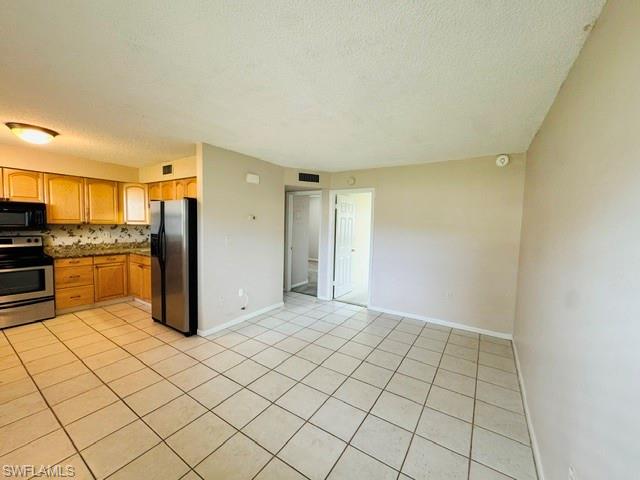 3325 Airport Road North, Unit L3 Naples, FL 34105 - Photo 4 of 11
