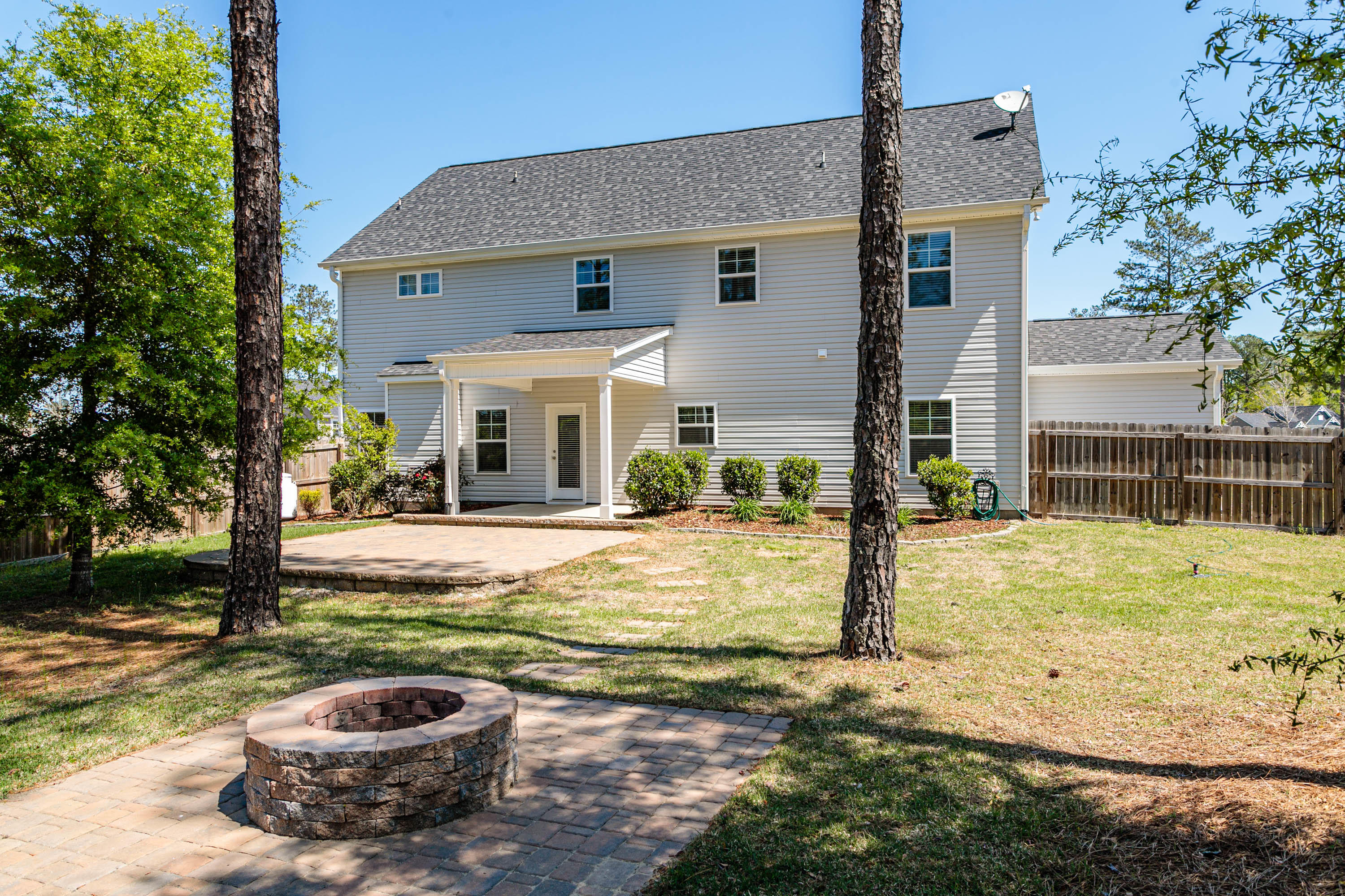 374 Mountain Run Road West End, NC 27376 - Photo 2 of 32 374hawthorne-26