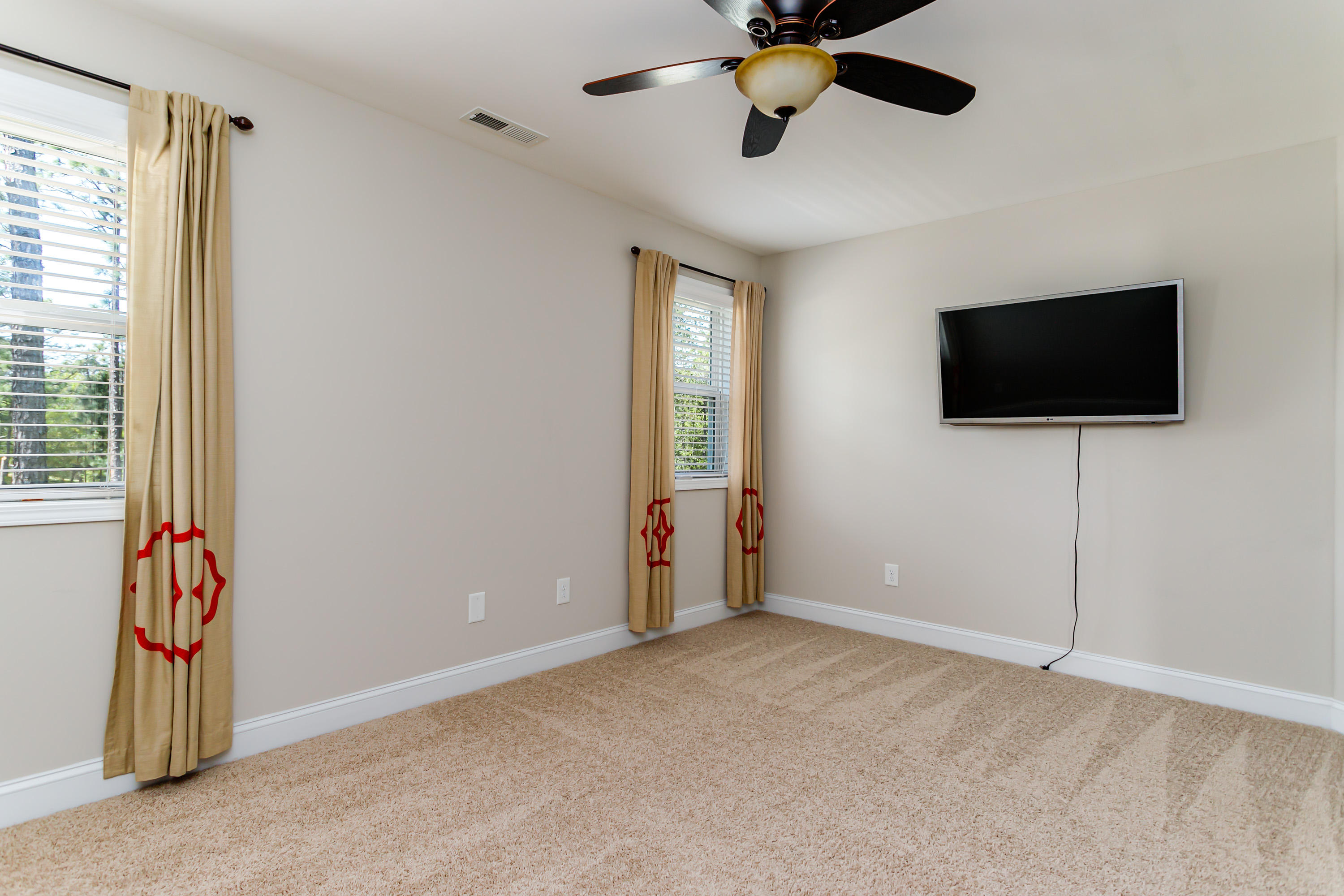 374 Mountain Run Road West End, NC 27376 - Photo 26 of 32 374hawthorne-17