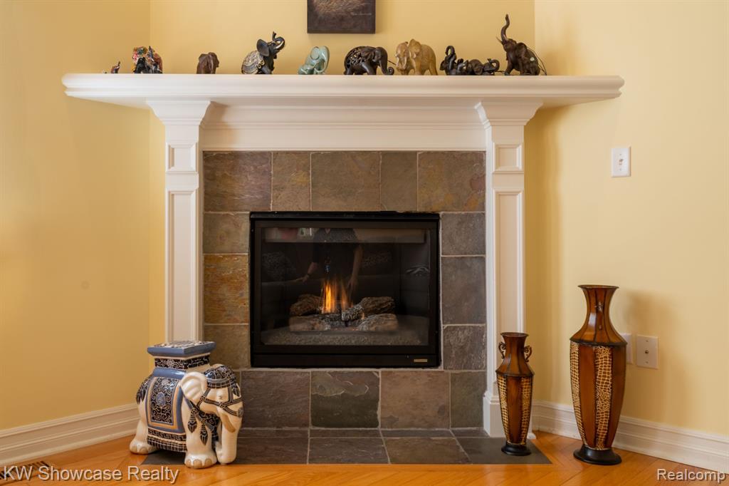 4594 Clifford Road Brighton, MI 48116 - Photo 18 of 52