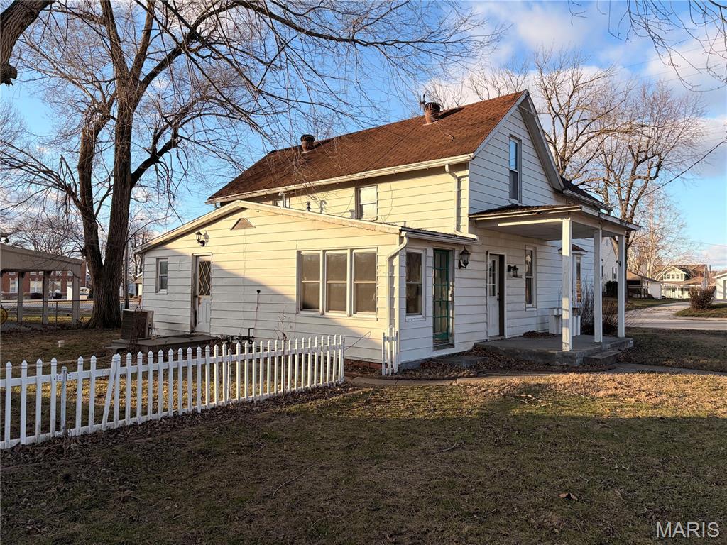 105 College Street Alhambra, IL 62001 - Photo 6 of 17