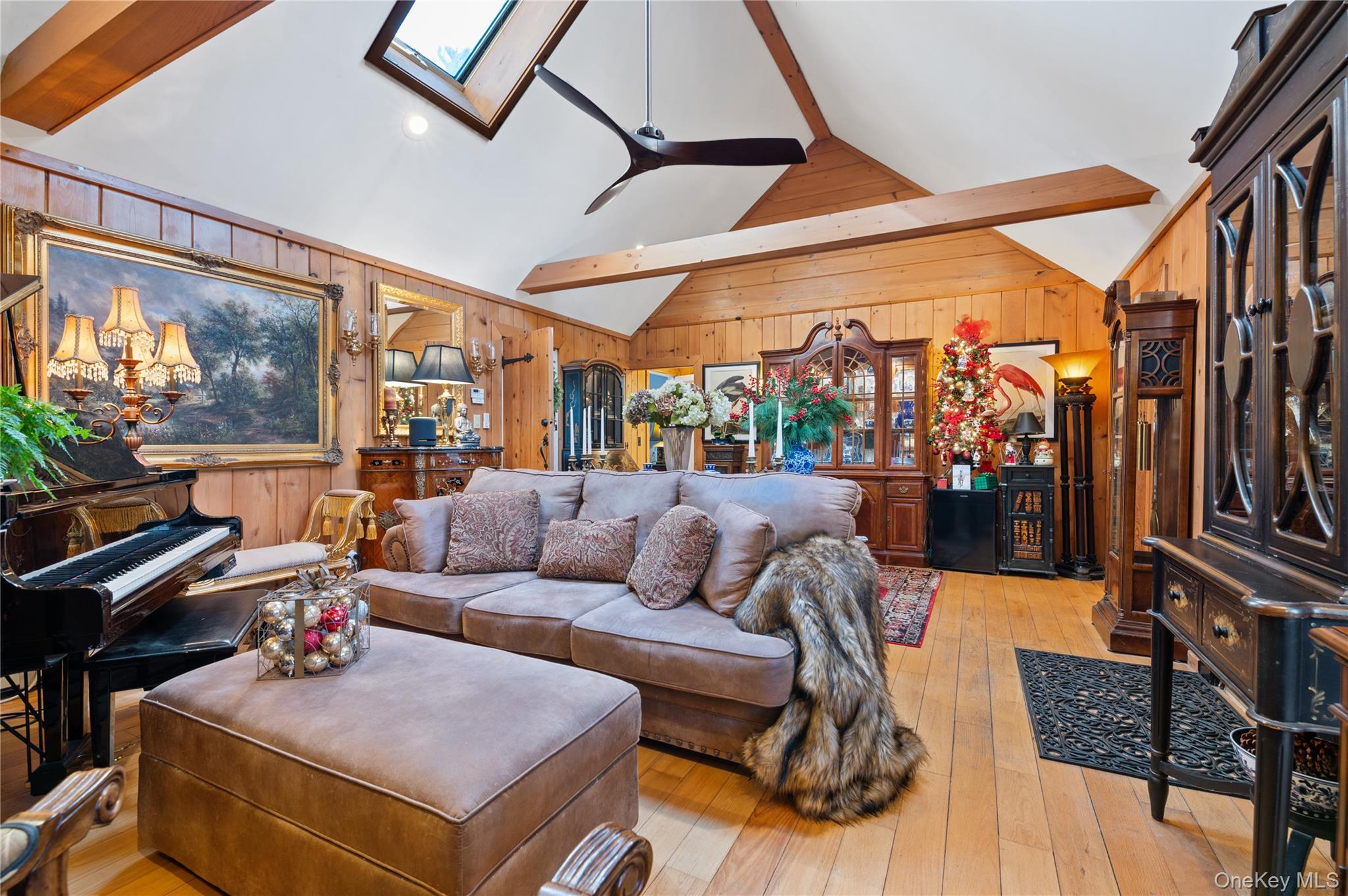 136 Beach Road Wading River, NY 11792 - Photo 17 of 45 Original millwork and hardwood floors