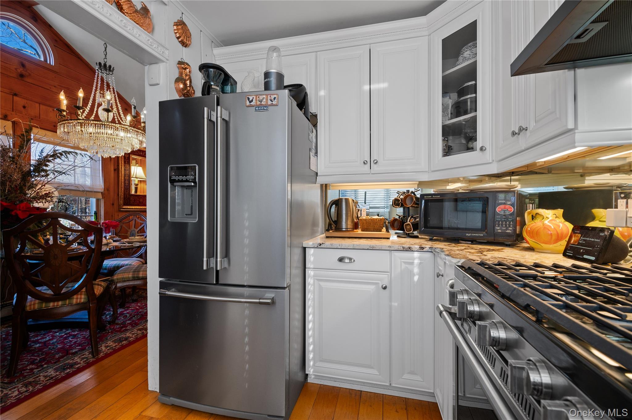 136 Beach Road Wading River, NY 11792 - Photo 24 of 45 Eat-in-kitchen