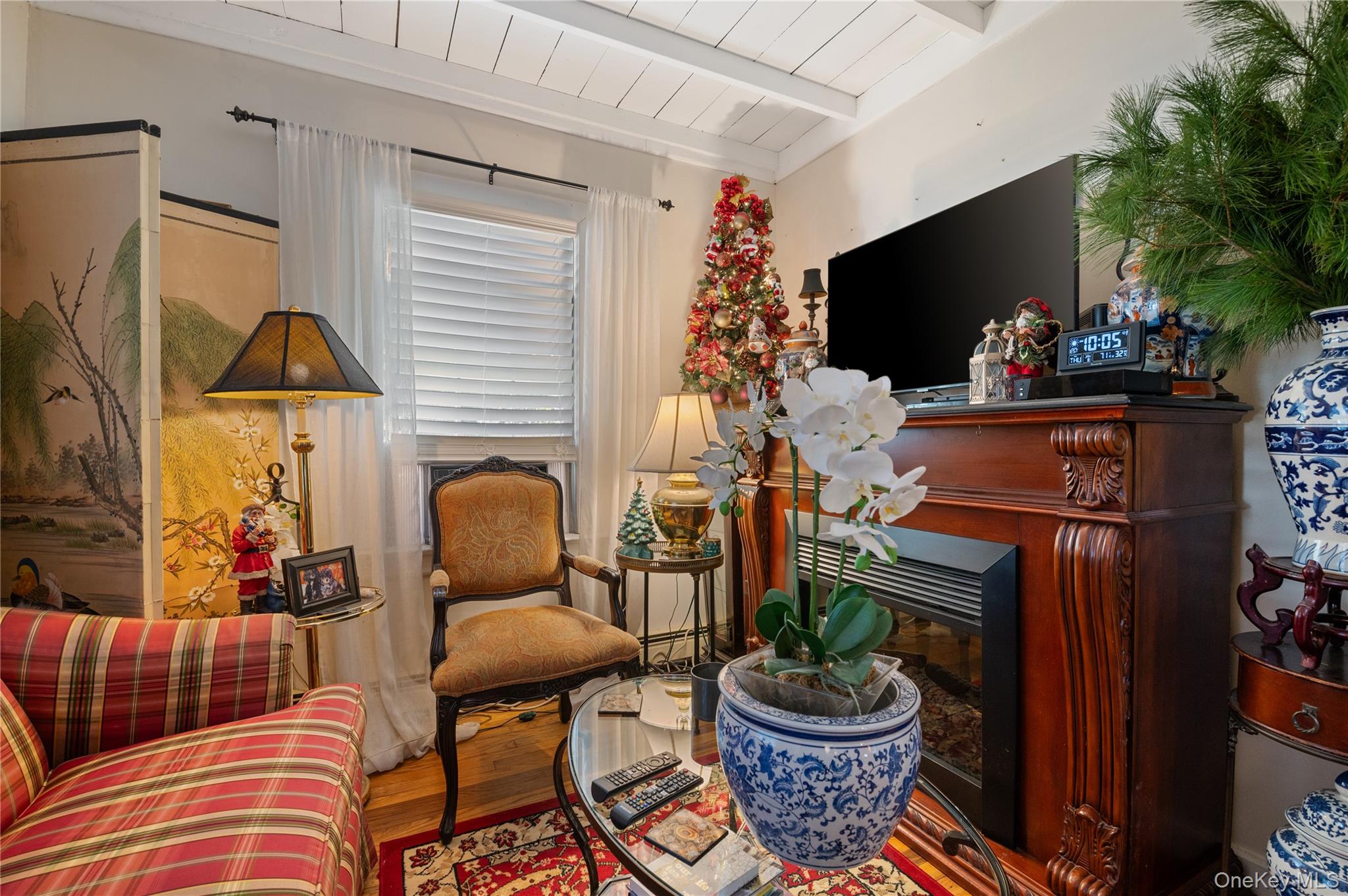 136 Beach Road Wading River, NY 11792 - Photo 31 of 45 Bedroom three