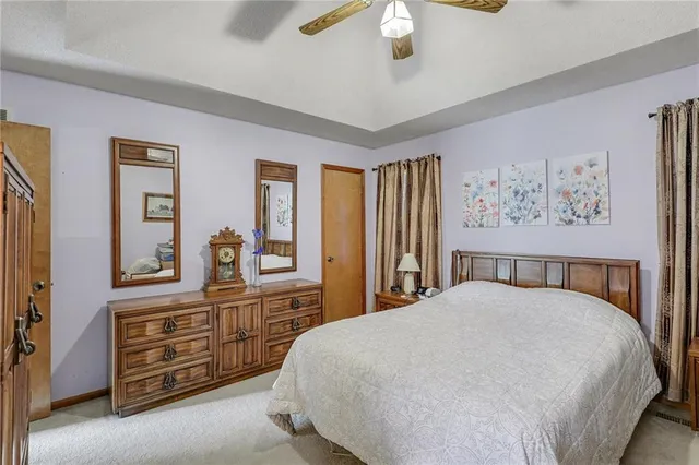 $335,000 | 7204 West 155th Street, Overland Park, KS 66223