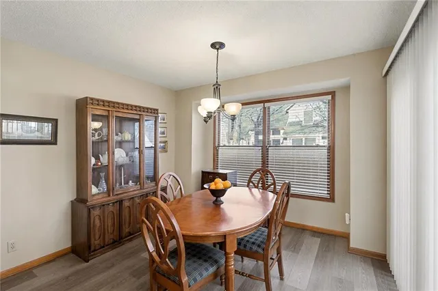 $335,000 | 7204 West 155th Street, Overland Park, KS 66223