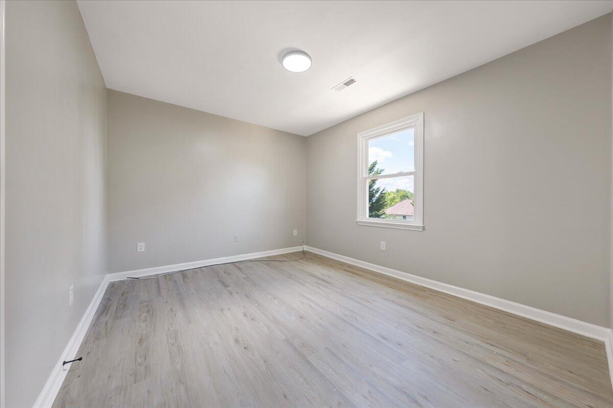 5214 Huntridge Road Roanoke, VA 24012 - Photo 17 of 61 18-MIB02180