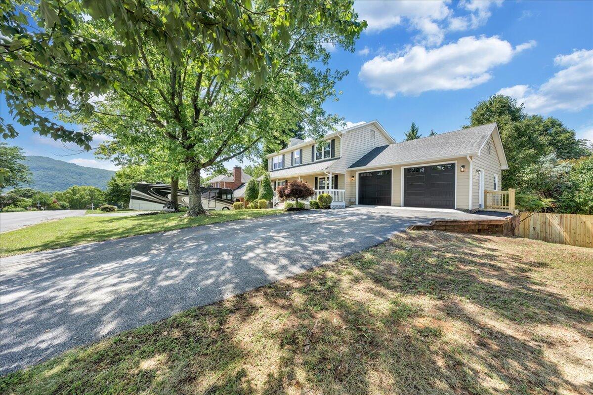 5214 Huntridge Road Roanoke, VA 24012 - Photo 53 of 61 54-MIB02129
