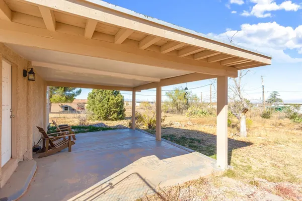 $1,150 | 7245 South Cole Lane, Hereford, AZ 85615
