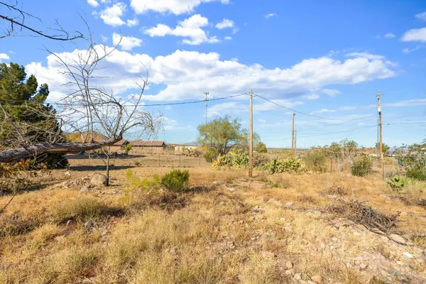 $1,150 | 7245 South Cole Lane, Hereford, AZ 85615