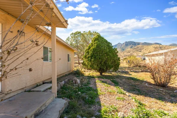 $1,150 | 7245 South Cole Lane, Hereford, AZ 85615