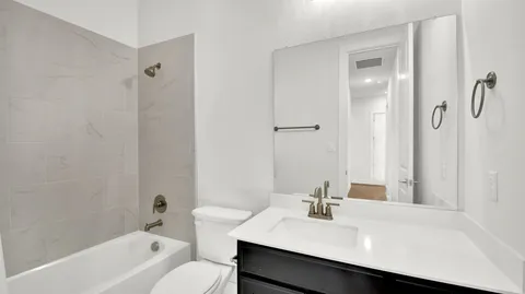 $674,999 | 113 Univ Lands Drive, Liberty Hill, TX 78642