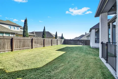 $674,999 | 113 Univ Lands Drive, Liberty Hill, TX 78642