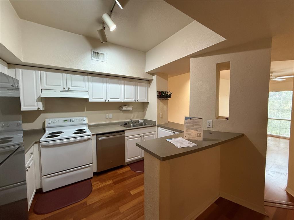 402 South Armenia Avenue, Unit 134 Tampa, FL 33609 - Photo 7 of 26