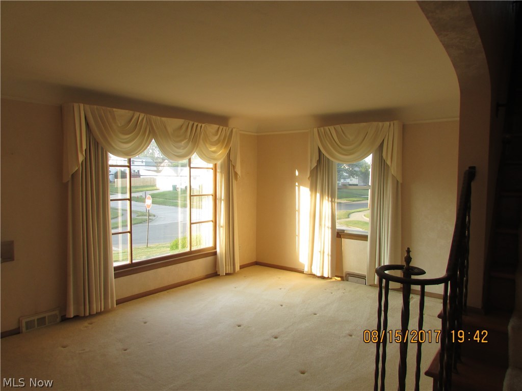 20688 Applegate Road Maple Heights, OH 44137 - Photo 5 of 35 Gallery Image 5