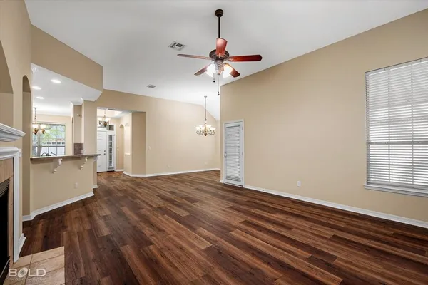 $2,200 | 8117 Captain Mary Miller Drive, Shreveport, LA 71115