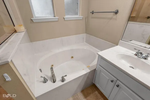 $2,200 | 8117 Captain Mary Miller Drive, Shreveport, LA 71115