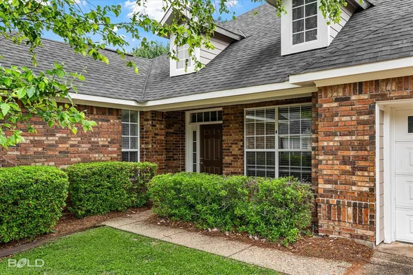$2,200 | 8117 Captain Mary Miller Drive, Shreveport, LA 71115
