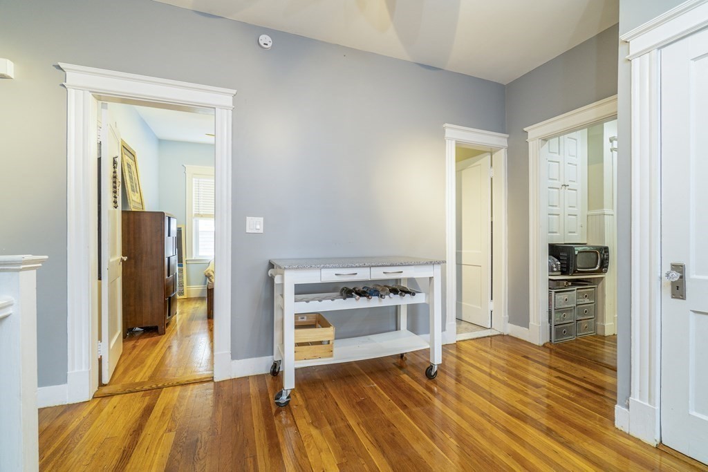 21 Cottage Street, Unit B Chelsea, MA 02150 - Photo 7 of 20 Gallery Image 7