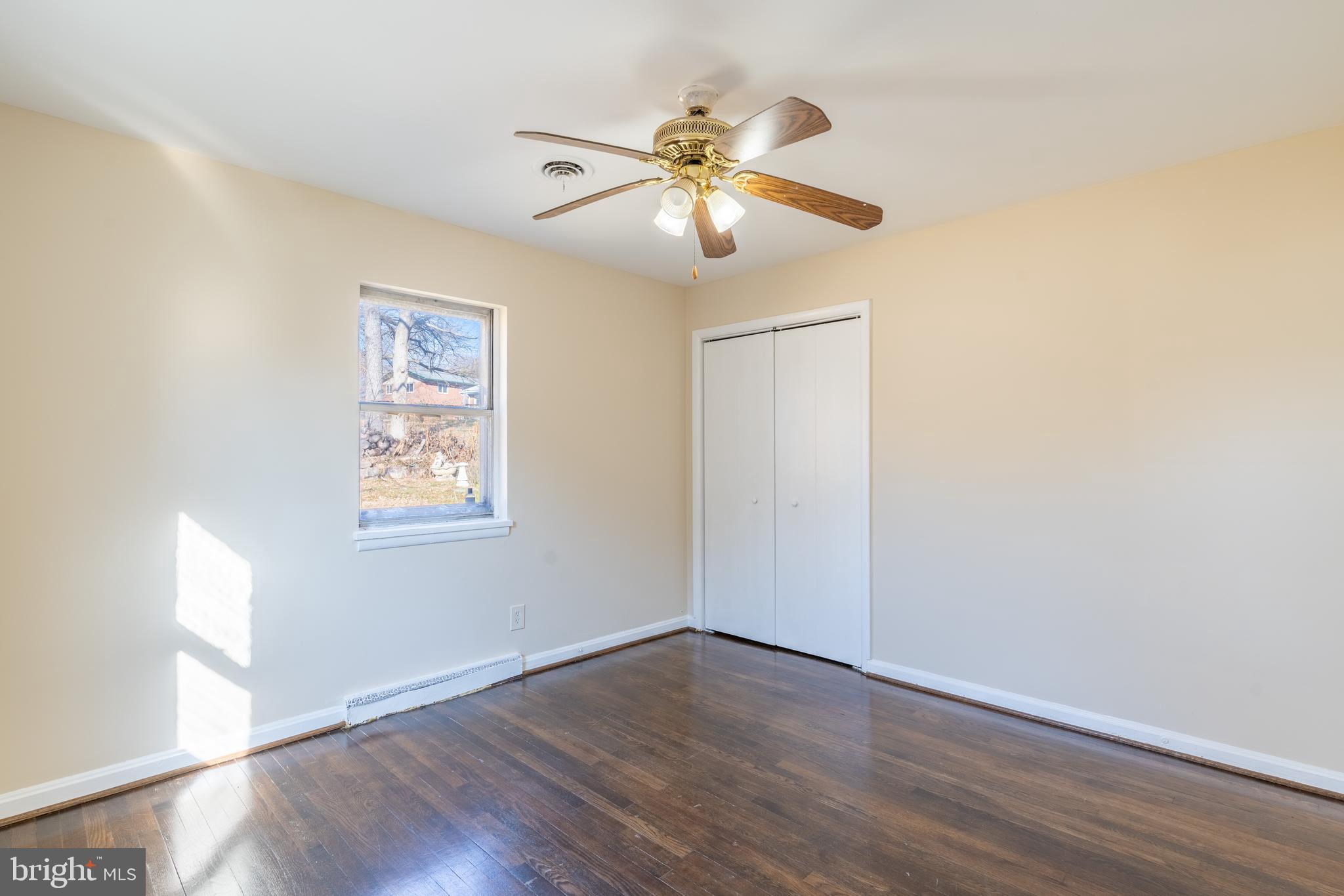906 Buckingham Drive Silver Spring, MD 20901 - Photo 14 of 26 Bedroom