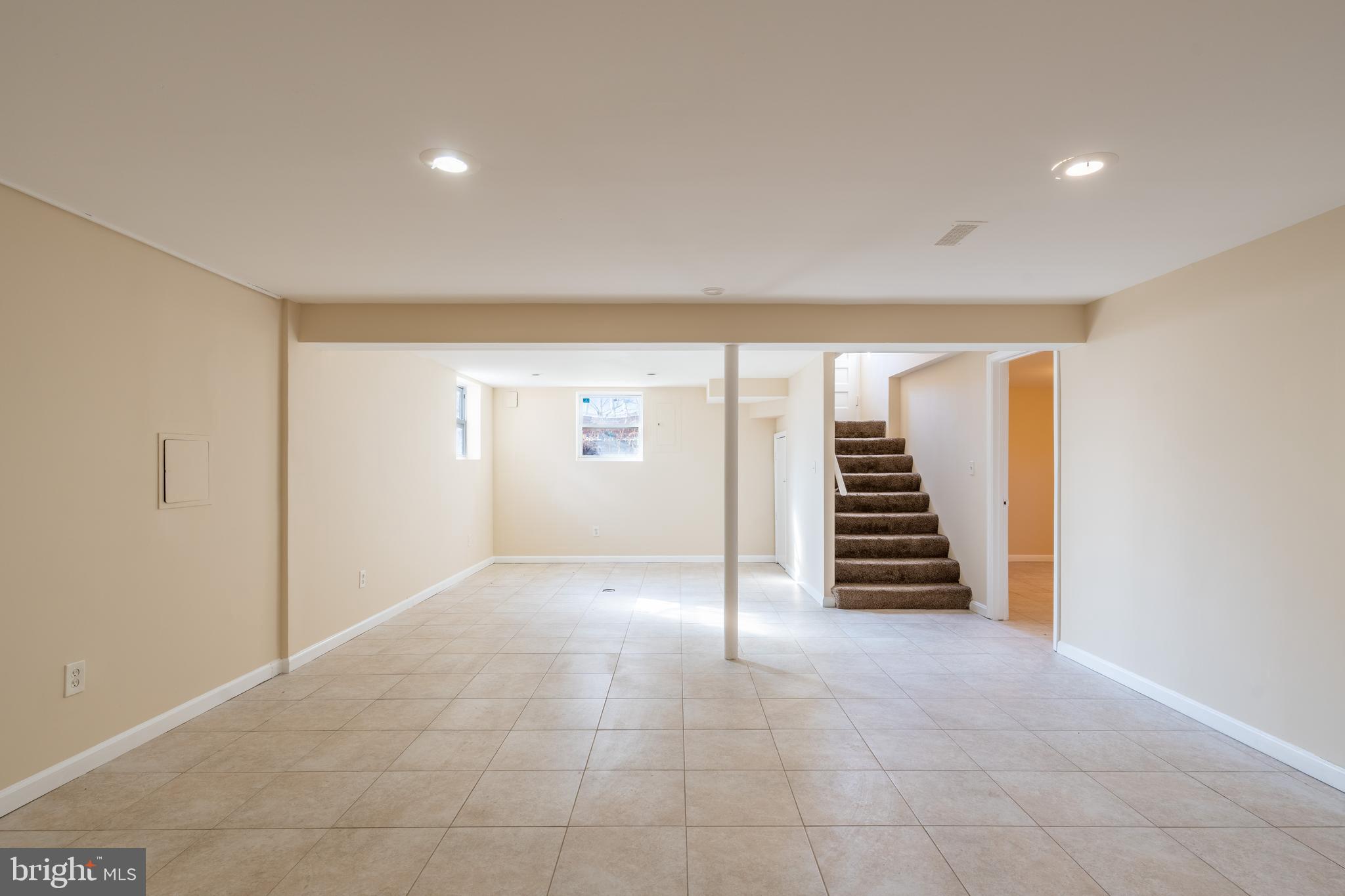 906 Buckingham Drive Silver Spring, MD 20901 - Photo 18 of 26 Lower level