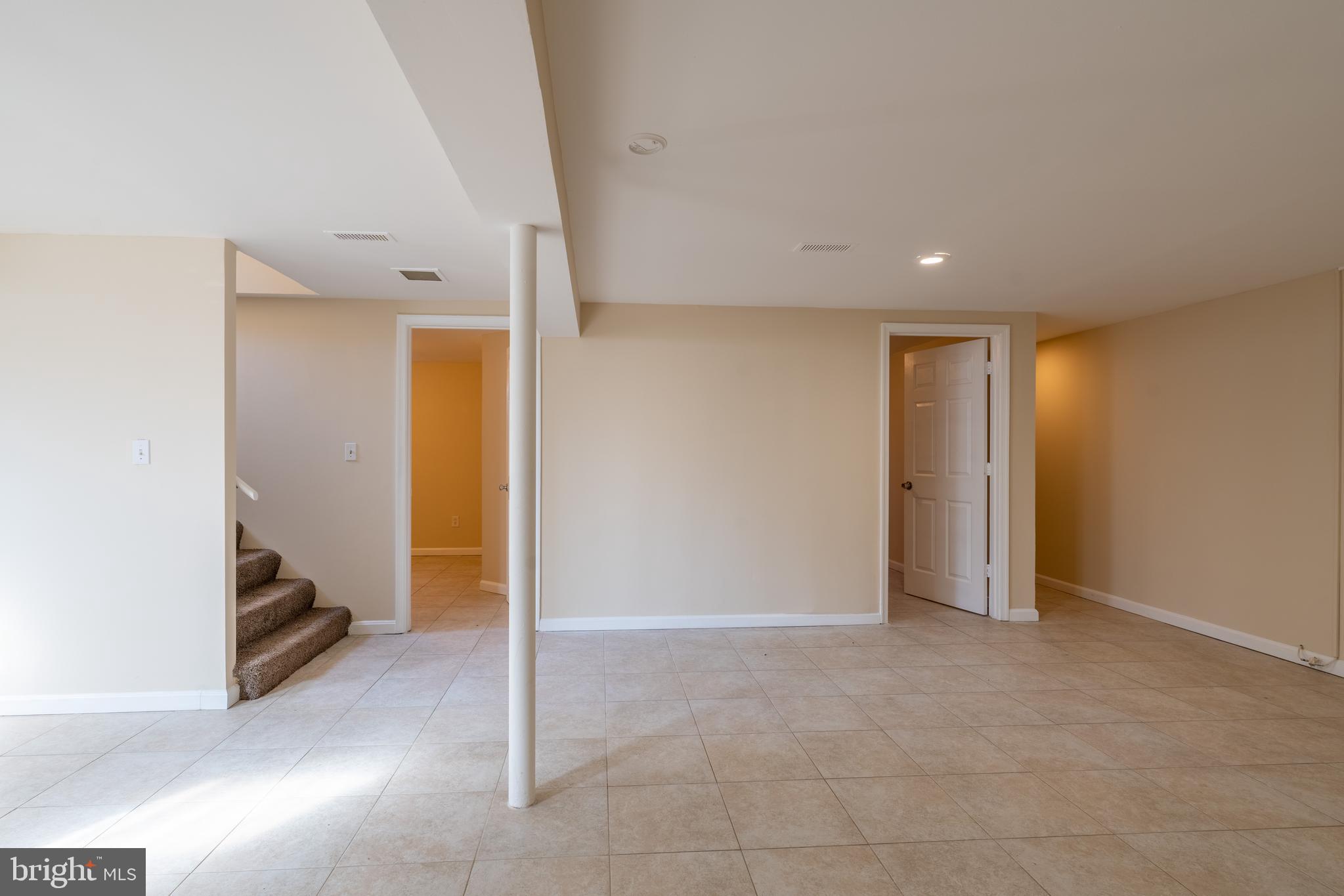 906 Buckingham Drive Silver Spring, MD 20901 - Photo 20 of 26 Lower Level