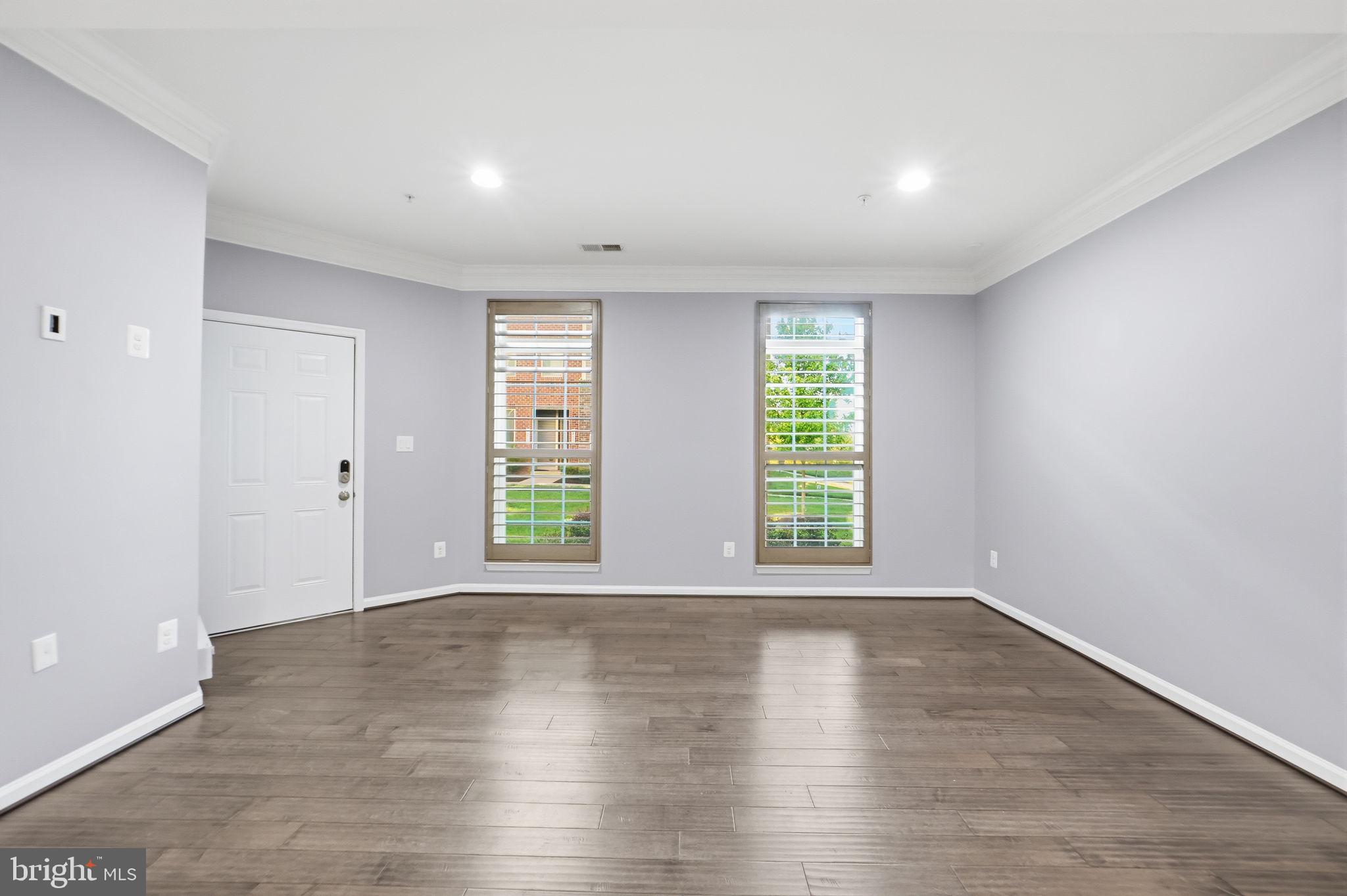 24686 Footed Ridge Terrace Sterling, VA 20166 - Photo 7 of 44 Gallery Image 7