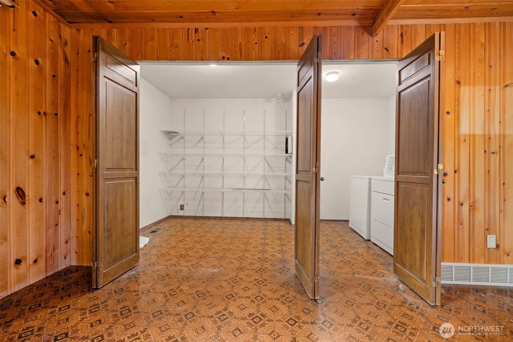 13830 Issaquah-Hobart Road Southeast Issaquah, WA 98027 - Photo 35 of 40