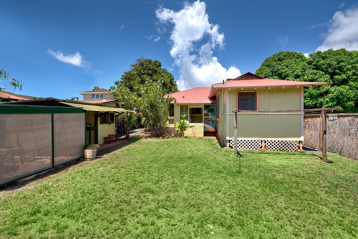 4472 A Panako Road Waimea, HI 96796 - Photo 19 of 25 a view of a house with a yard porch and sitting area