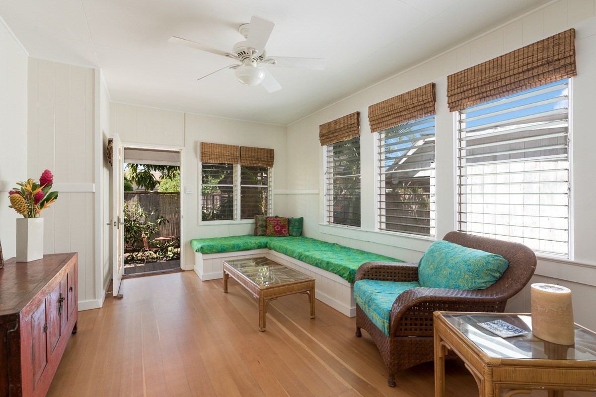 4472 A Panako Road Waimea, HI 96796 - Photo 8 of 25 a living room with furniture and a large window