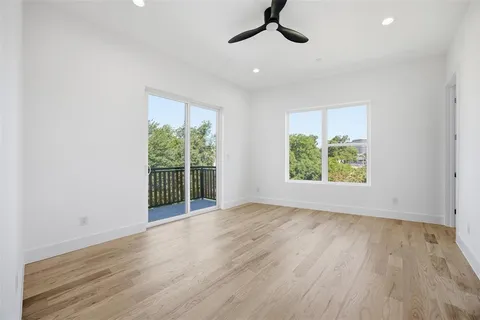 $699,000 | 4605 Belmont Avenue, Unit 102, Dallas, TX 75204