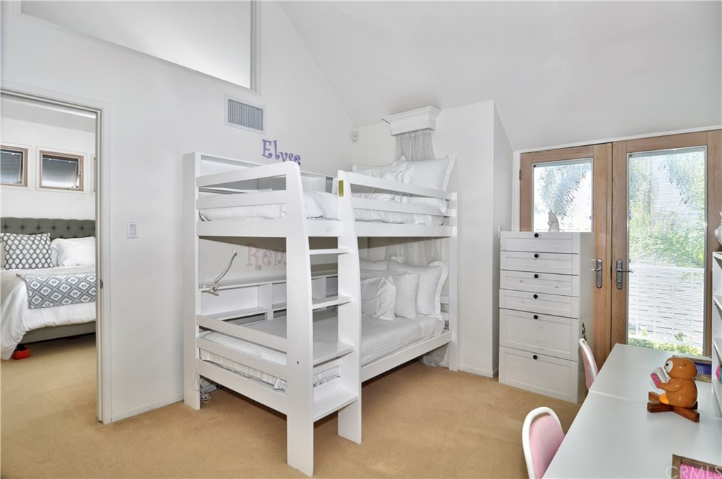 404 Prospect Street Newport Beach, CA 92663 - Photo 18 of 33