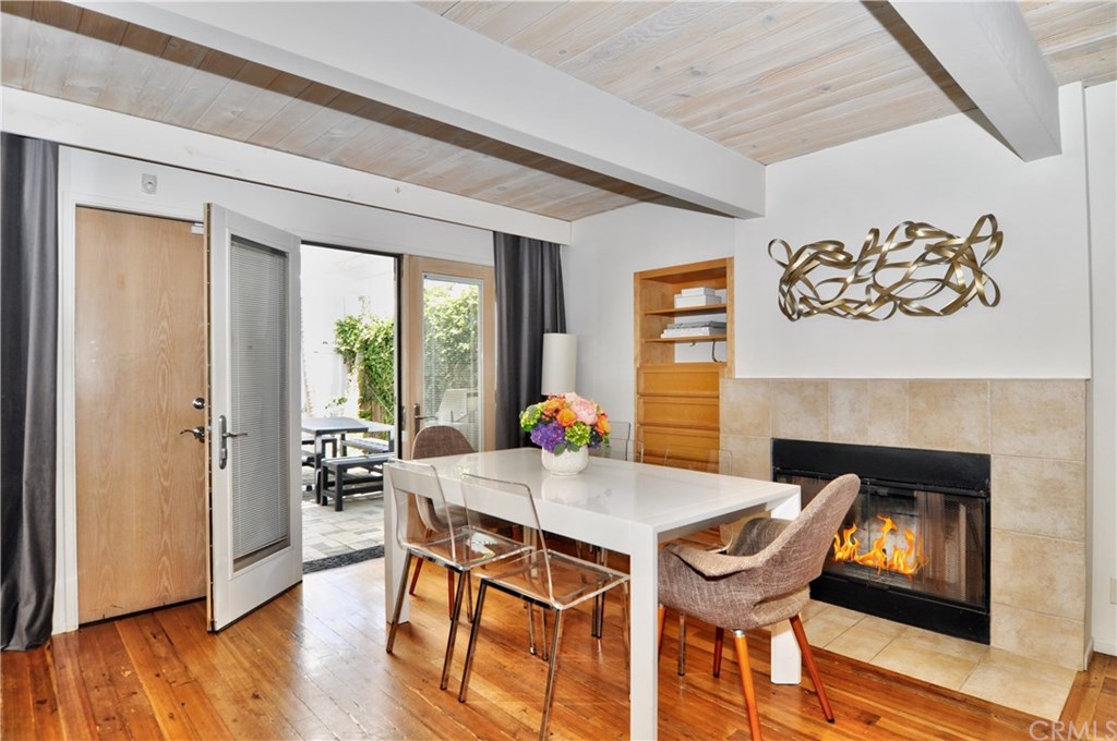 404 Prospect Street Newport Beach, CA 92663 - Photo 7 of 33