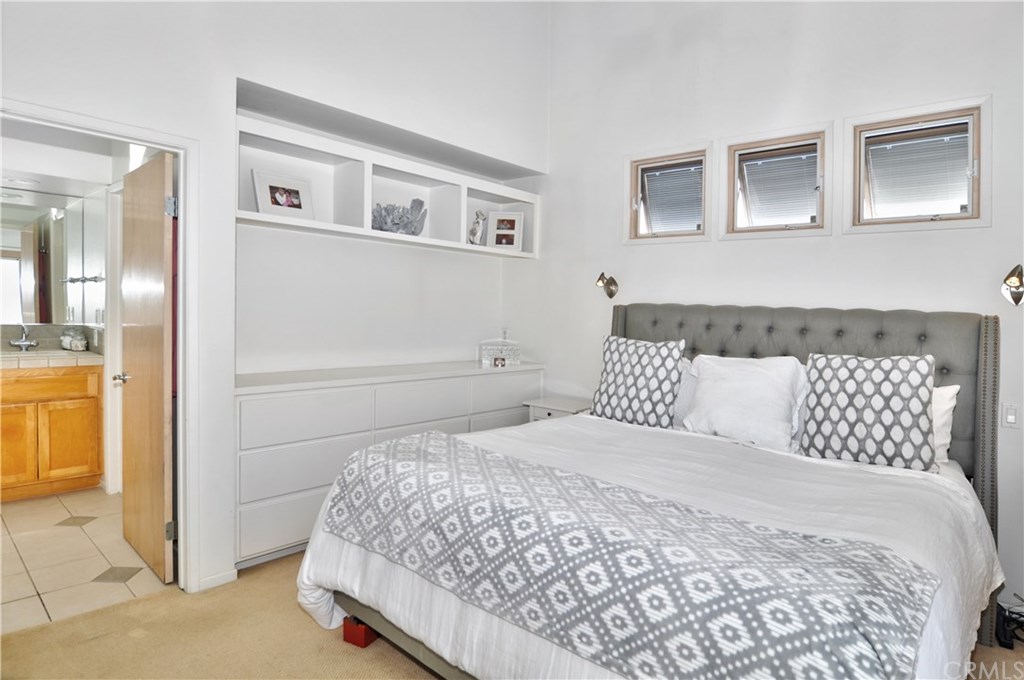 404 Prospect Street Newport Beach, CA 92663 - Photo 10 of 33