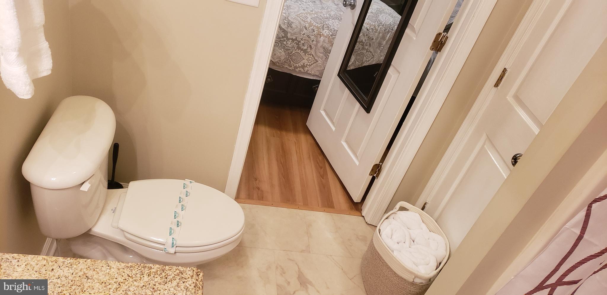 400 Cascade Lane, Unit 405 Rehoboth Beach, DE 19971 - Photo 20 of 24 Bathroom #2