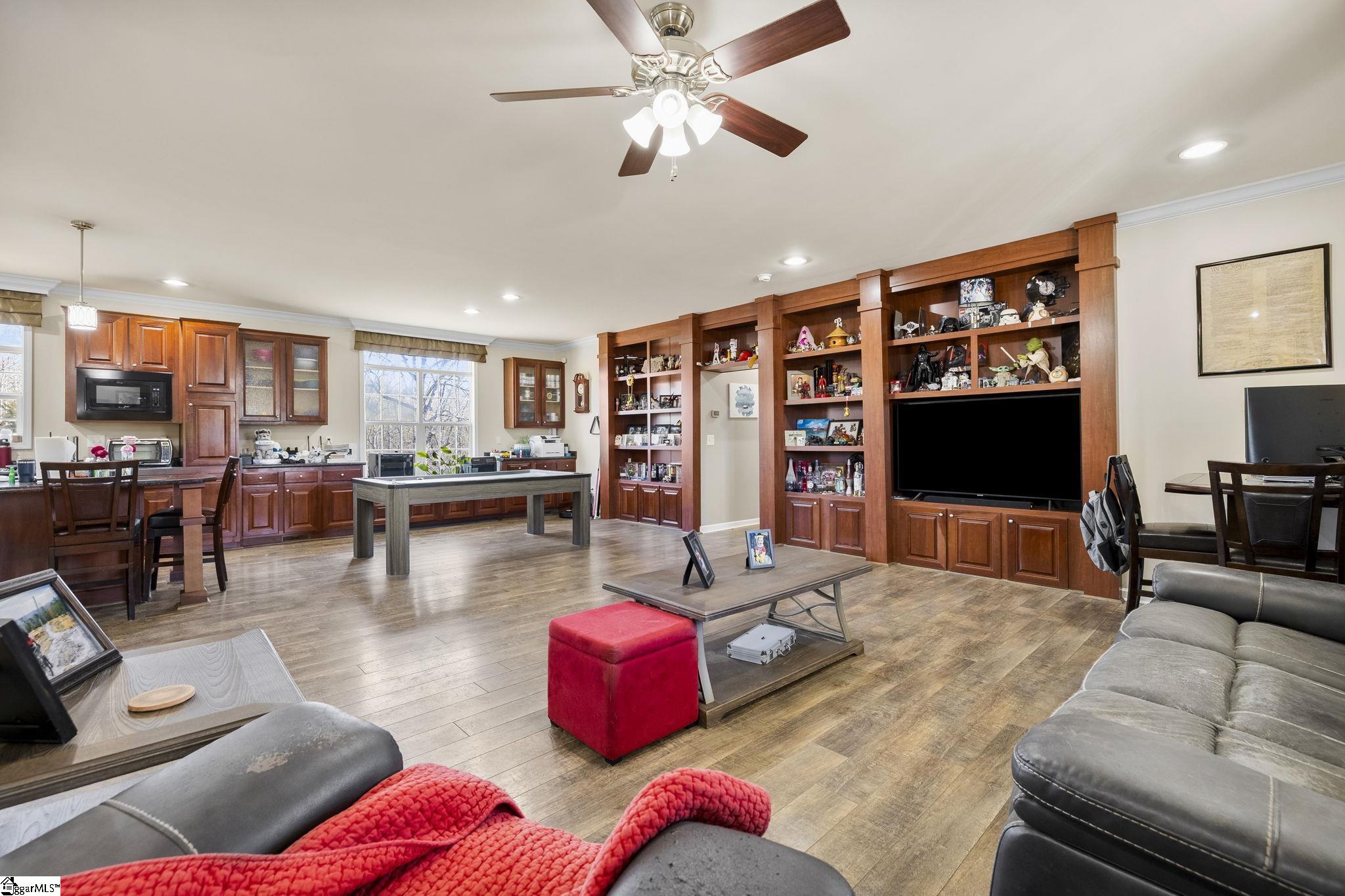 650 Belvue Road Travelers Rest, SC 29690 - Photo 6 of 35