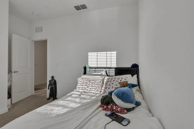 a view of empty room with windows